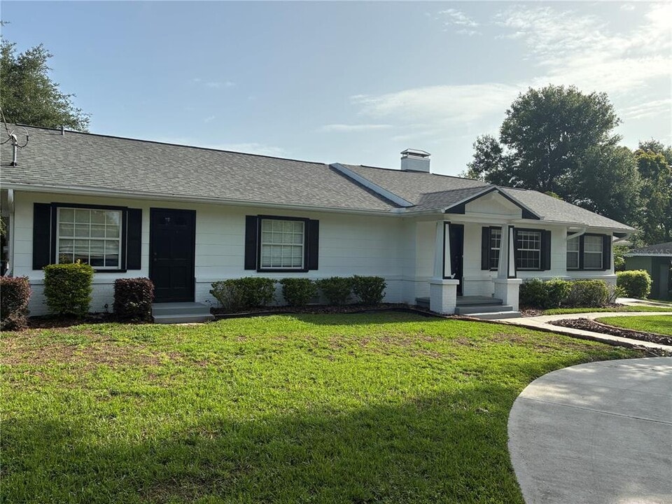 37935 Coleman Ave in Dade City, FL - Building Photo