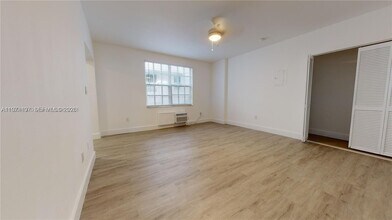 828 Pennsylvania Ave in Miami Beach, FL - Building Photo - Building Photo