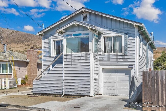 860 Olive Ave in South San Francisco, CA - Building Photo - Building Photo