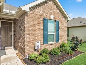1006 Camellia Hls Ln in La Marque, TX - Building Photo - Building Photo