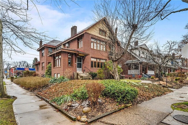 1046 E End Ave, Unit 1046