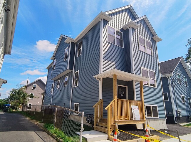 property at 107 Metcalf St