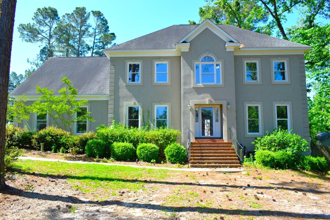 4130 Knollcrest Cir N in Martinez, GA - Building Photo