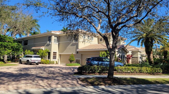 property at 7535 Old Thyme Ct