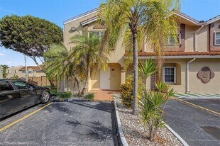 6560 SW 138th Ct in Miami, FL - Building Photo