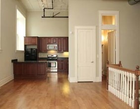 The Grand Lofts in St. Louis, MO - Building Photo - Interior Photo