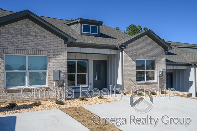 206 Winner Cir in Calera, AL - Building Photo - Building Photo