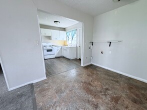 1519 E Evanston St in Park City, KS - Building Photo - Building Photo