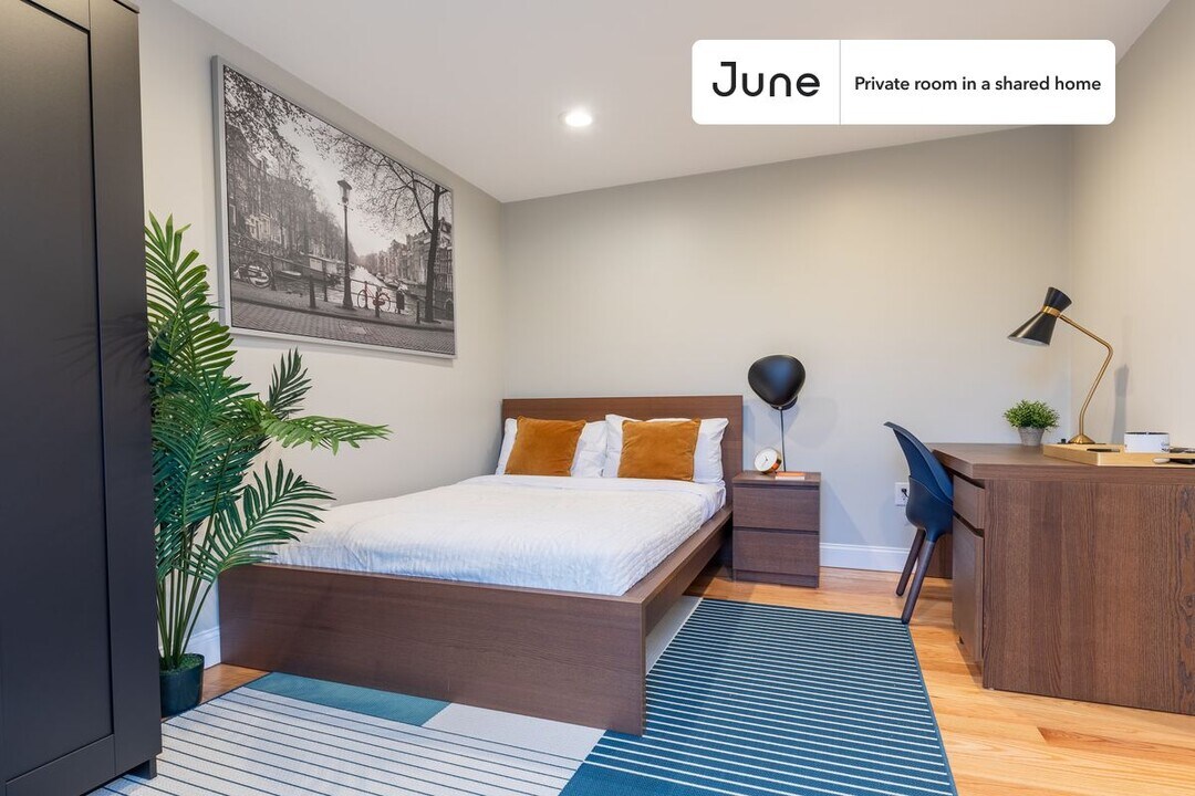 Room in Shared 4 bed/1 bath home in Boston, MA - Foto de edificio