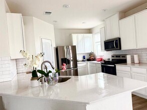 1109 Aronia Ln in Georgetown, TX - Building Photo - Building Photo