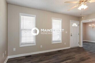 1108 Woodbriar St in Clayton, NC - Building Photo - Building Photo