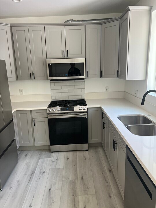 5432 Harold Way in Los Angeles, CA - Building Photo