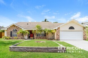 809 Silversmith Cir in Lake Mary, FL - Building Photo