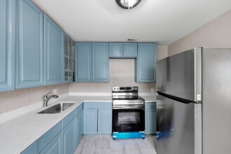 1900 45th St S in St. Petersburg, FL - Building Photo - Building Photo