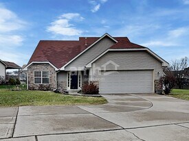 6845 Watergreen Ct in Dayton, OH - Building Photo