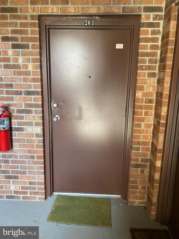 property at 200 Chesterfield Ln