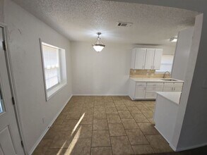 2812 Whitehurst Dr in Fort Worth, TX - Building Photo - Building Photo