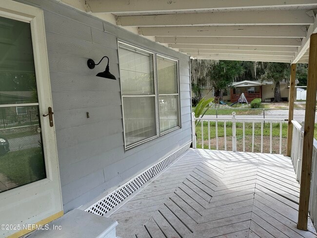 1104 Harmony Dr N in Jacksonville, FL - Building Photo - Building Photo