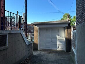 10 Oakland Sq, Unit 1 in Pittsburgh, PA - Foto de edificio - Building Photo
