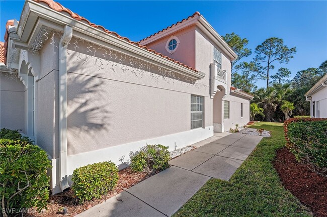 160 Lady Palm Dr in Naples, FL - Building Photo - Building Photo