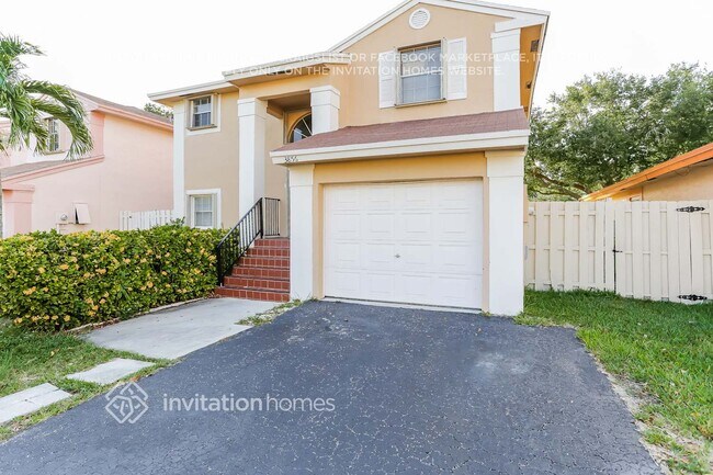 3856 NW 107th Way in Sunrise, FL - Building Photo - Building Photo