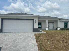 Brand new construction never lived in 4/3 in Cape Coral, FL - Building Photo