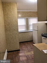 819 E Allegheny Ave in Philadelphia, PA - Building Photo