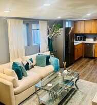 1013 9th Ave, Unit 1013 9th Avenue in Oakland, CA - Building Photo