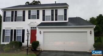 706 Holly Hill Dr in Barboursville, VA - Building Photo