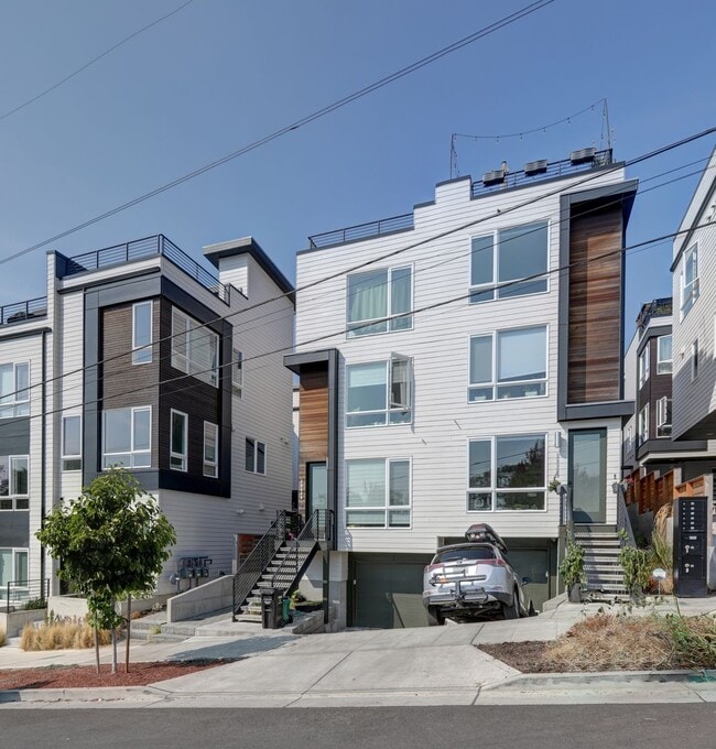property at 3934 S Pearl St