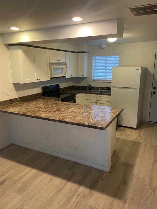 6441 W Douglas St in Boise, ID - Building Photo