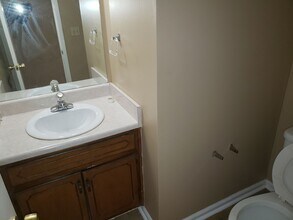 7612 Highland Park Dr in Jonesboro, GA - Building Photo - Building Photo
