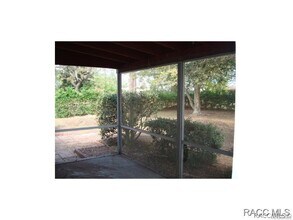 9081 N Golfview Dr in Citrus Springs, FL - Building Photo - Building Photo