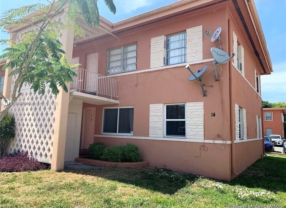 3401 SW 11th St in Miami, FL - Building Photo