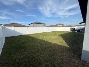 10332 Alder Green Dr in Riverview, FL - Building Photo - Building Photo