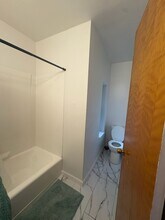 816 Adelaide St, Unit 1st floor in Pittsburgh, PA - Building Photo - Building Photo