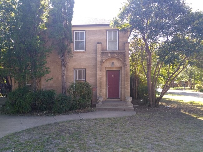 property at 742 Mulberry St