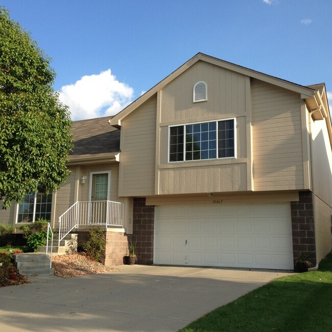 property at 14475 Locust St