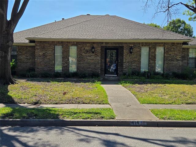 property at 414 Pebblecreek Dr