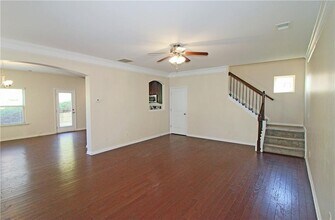 315 Lakeside Ln in Woodstock, GA - Building Photo - Building Photo