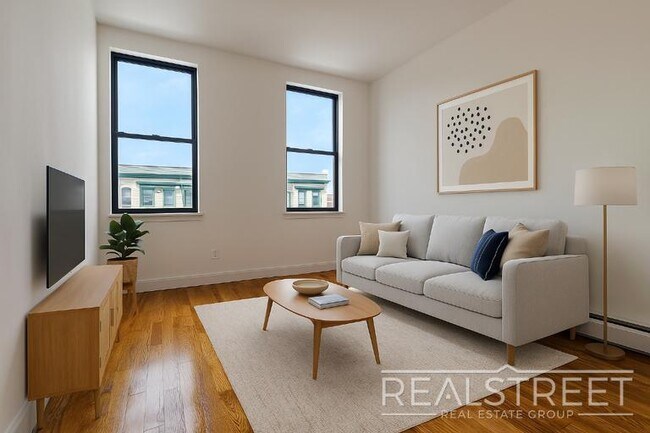 property at 28 MacDougal St
