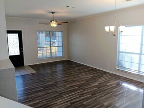 217 Corsica Dr in Cibolo, TX - Building Photo - Building Photo