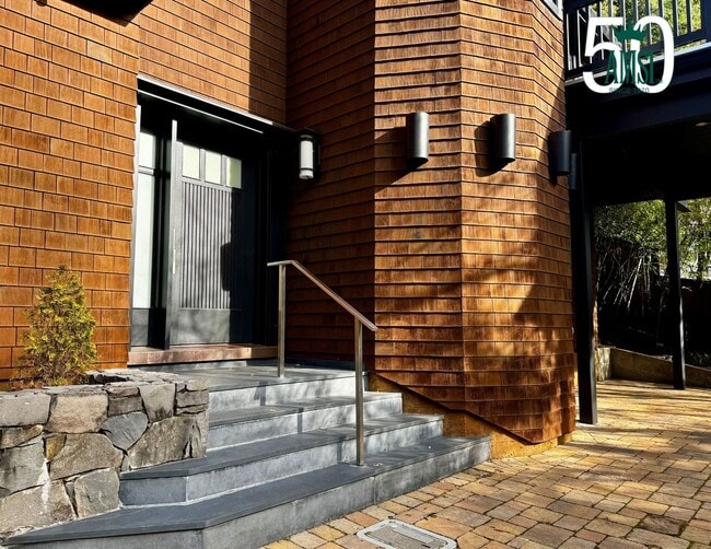 60 Frances Ave in Larkspur, CA - Building Photo - Building Photo