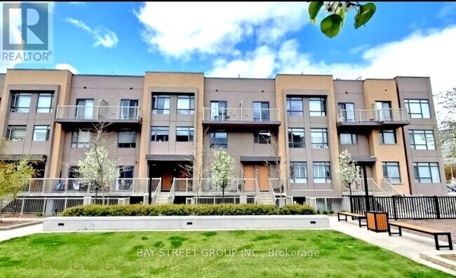 80-380 Orchid Pl Dr in Toronto, ON - Building Photo - Building Photo