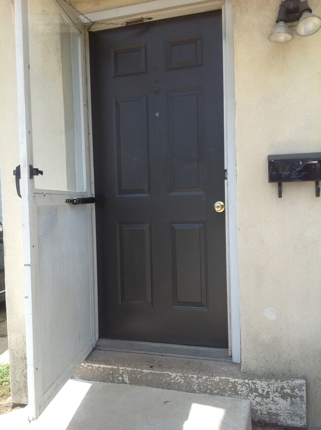 758 Ashland Ave, Unit Ashland Avenue, Unit Ashland Avenue