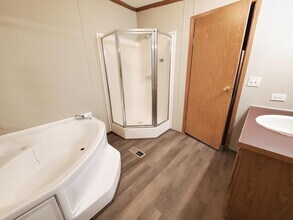 89 Quail Ct in Grand Blanc, MI - Foto de edificio - Building Photo