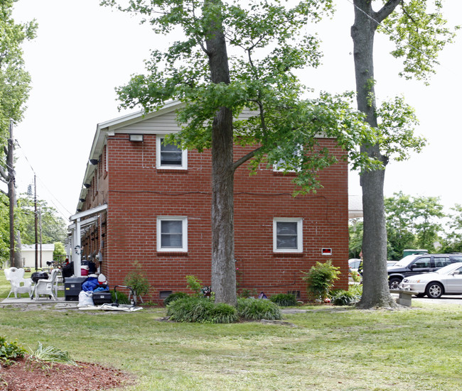 Skyler Cove Apartments in Portsmouth, VA - Building Photo - Building Photo