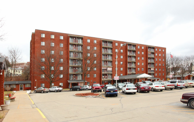 Thomas Campbell Apartments in Washington, PA - Building Photo - Building Photo