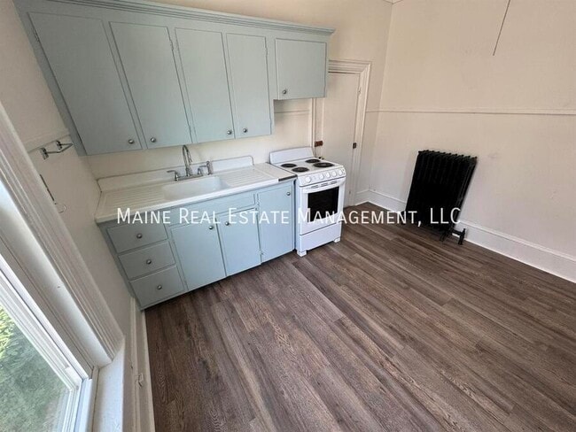 property at 147 Essex St