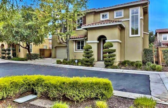 457 N Estes Way in Mountain House, CA - Building Photo - Building Photo